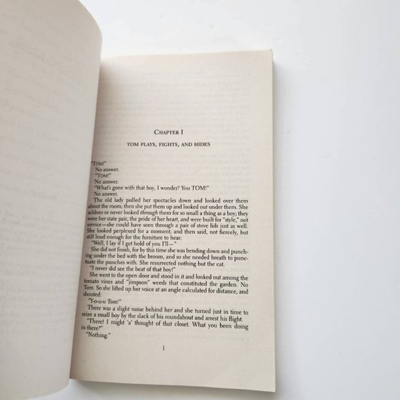 The Adventures of Tom Sawyer by Mark Twain (Dover Thrift Editions) - Picture 6 of 8